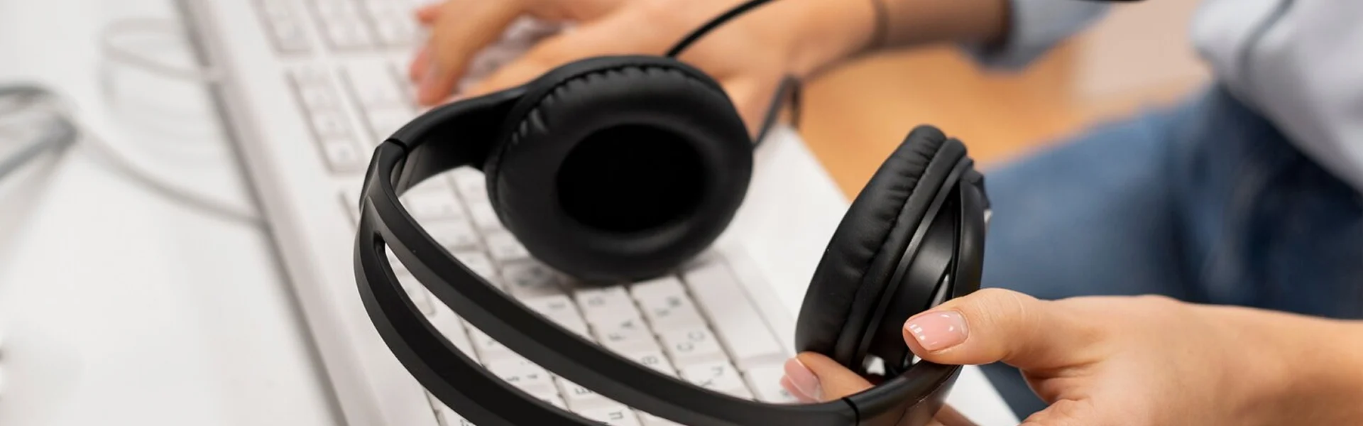 https (em inglês)://vi.fushanpaper.com/wp-content/uploads/2025/09/contact_banner_bg.webp